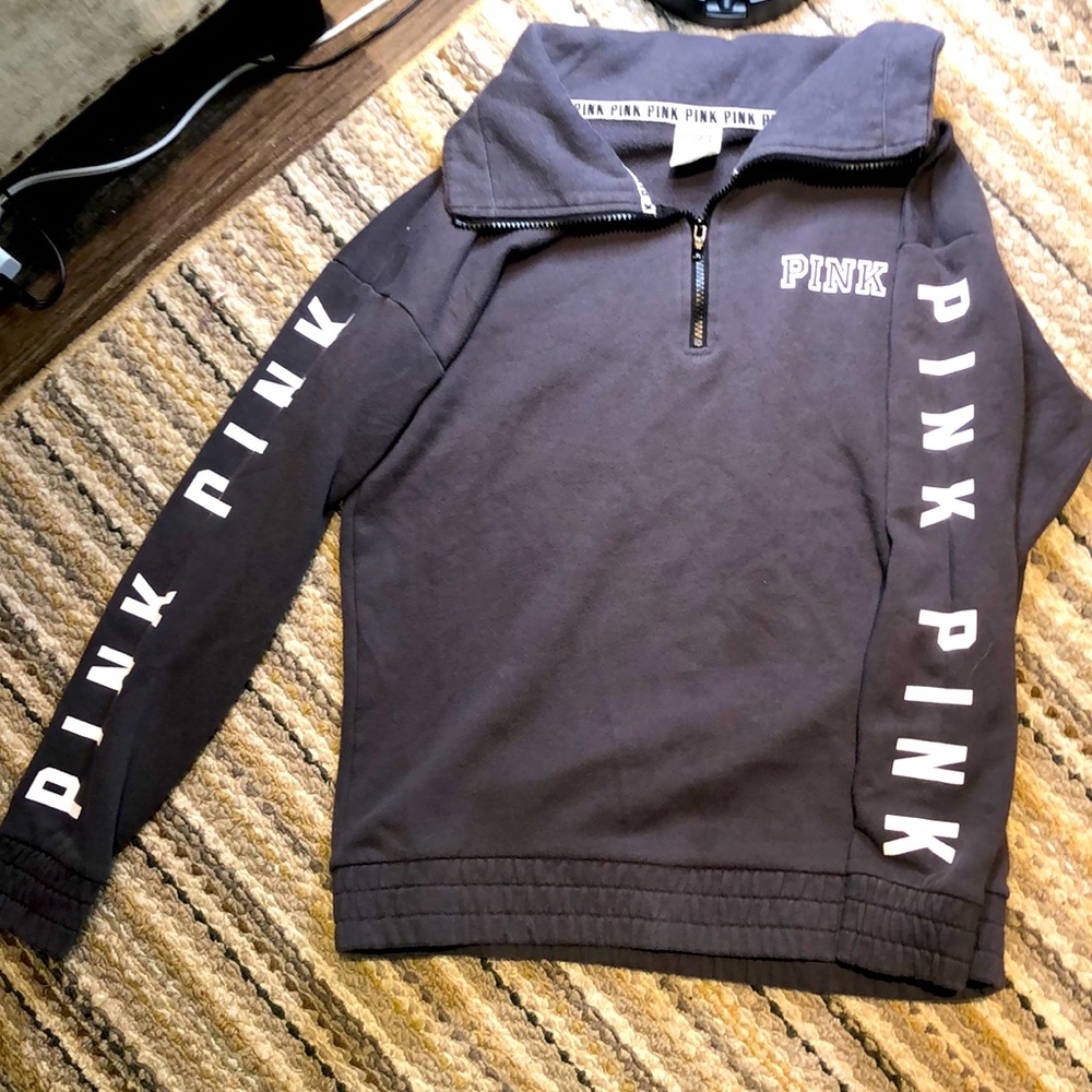 Cute sweater !